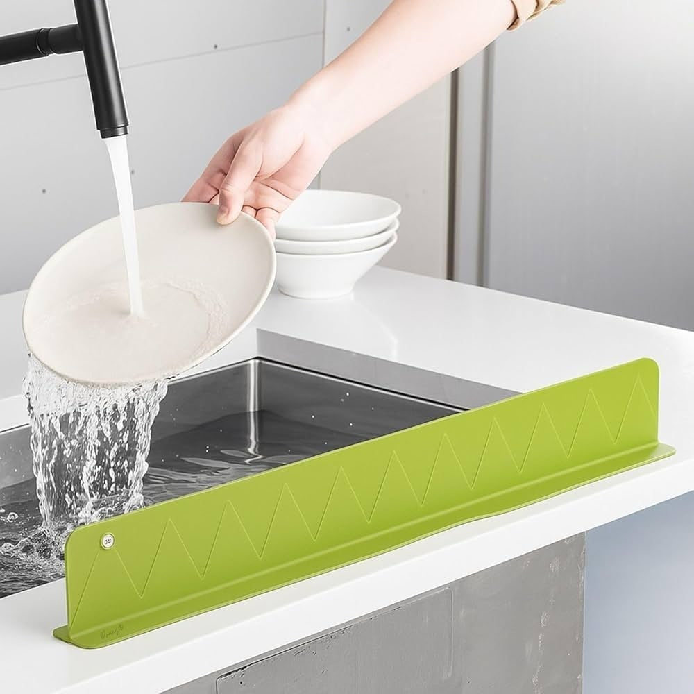 Silicone Sink Splash Guard – Keep Your Counter Dry & Clean